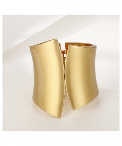 Gold Cuff Bangle Bracelets for Women Men, 18K Gold Plated Wide Chunky Punk Cuff Bracelets Hammered Irregular Link Wrist Wrap ...